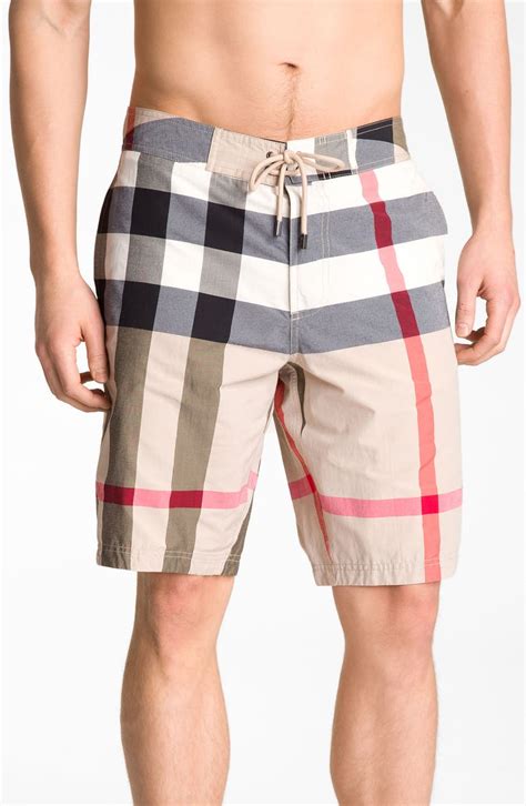 burberry t shirt shorts|burberry board shorts 20 inches.